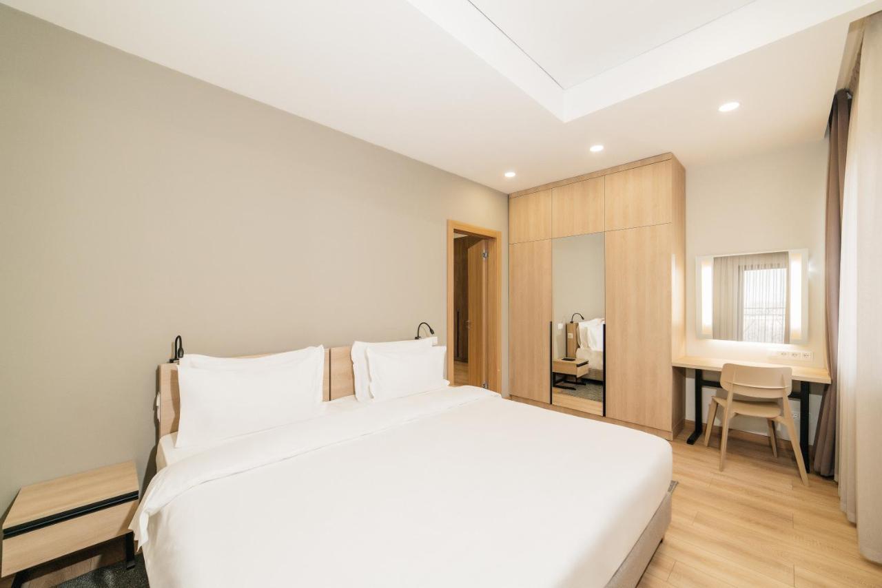 Solutel Apartments-35 Бишкек Экстерьер фото